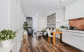 Grzybowska P&O Serviced Apartment